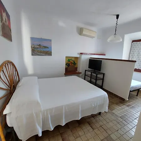 Spinesante Apartment Forio (Isola d'Ischia)